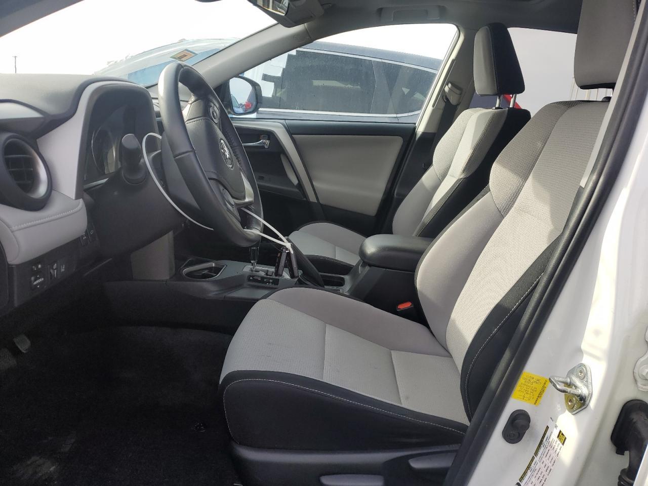 2016 TOYOTA RAV4 XLE - Фото 7