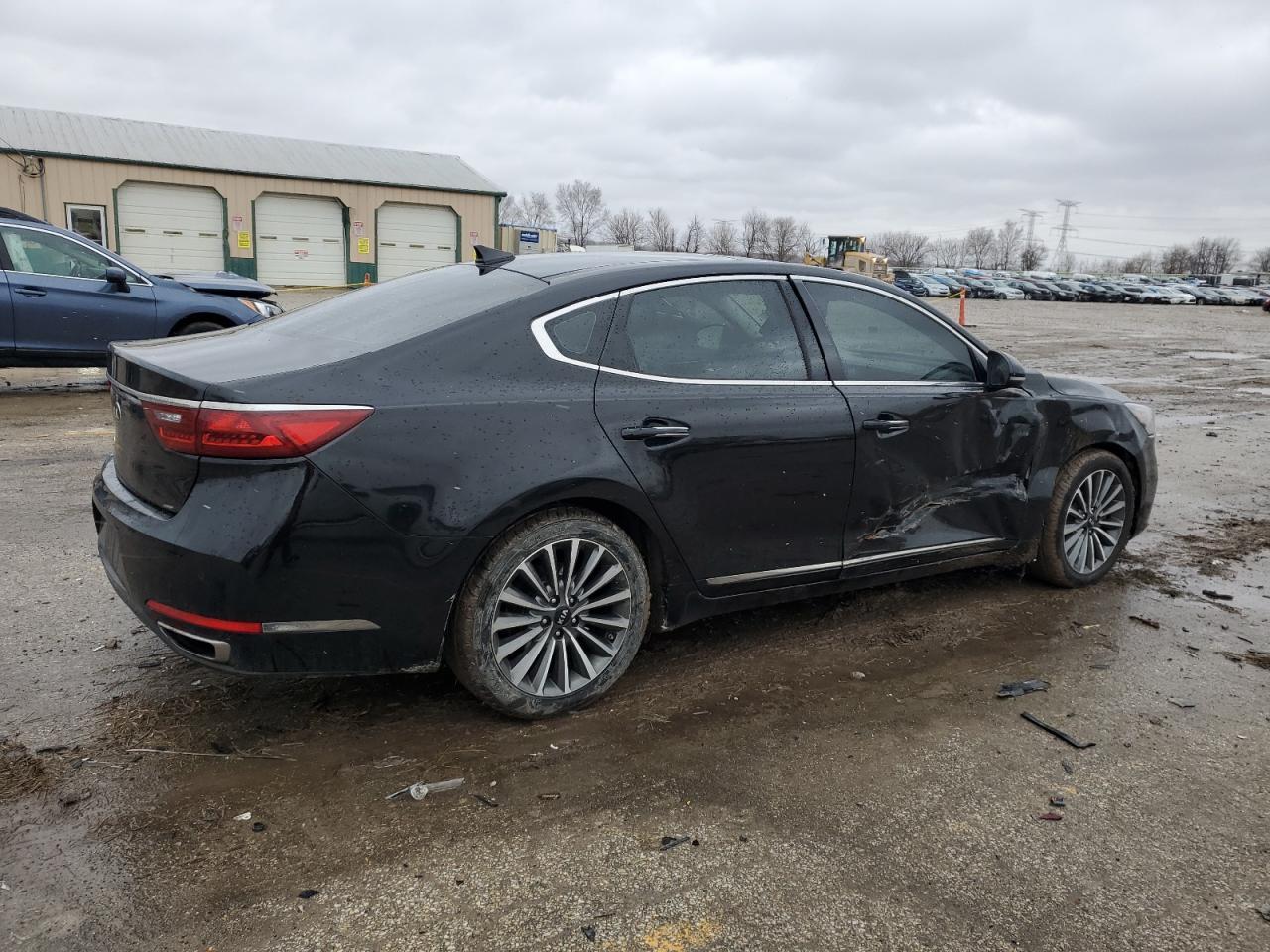 2017 KIA CADENZA PR - Фото 3