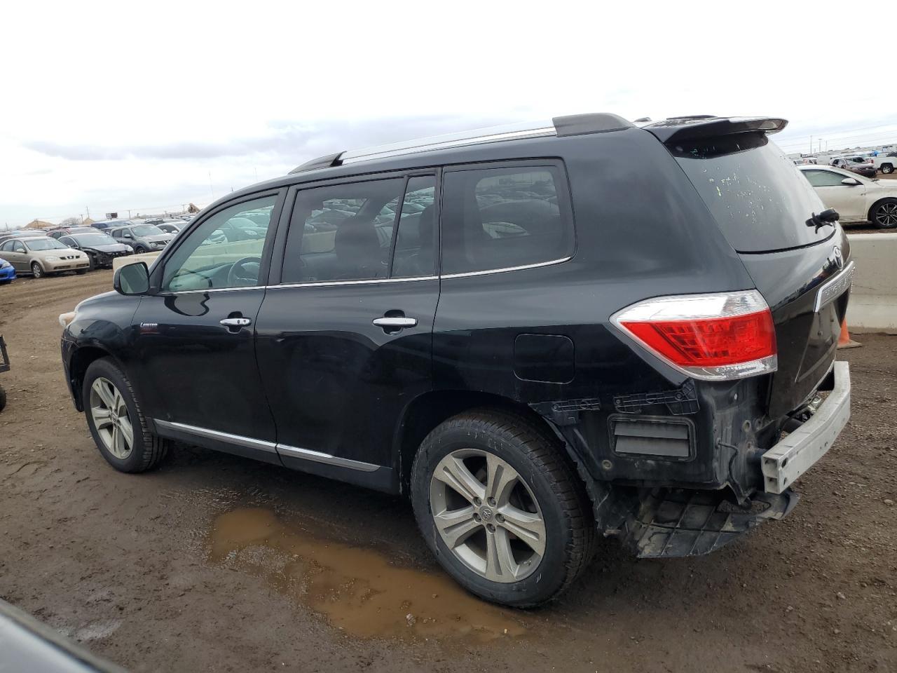 2012 TOYOTA HIGHLANDER - Image 2