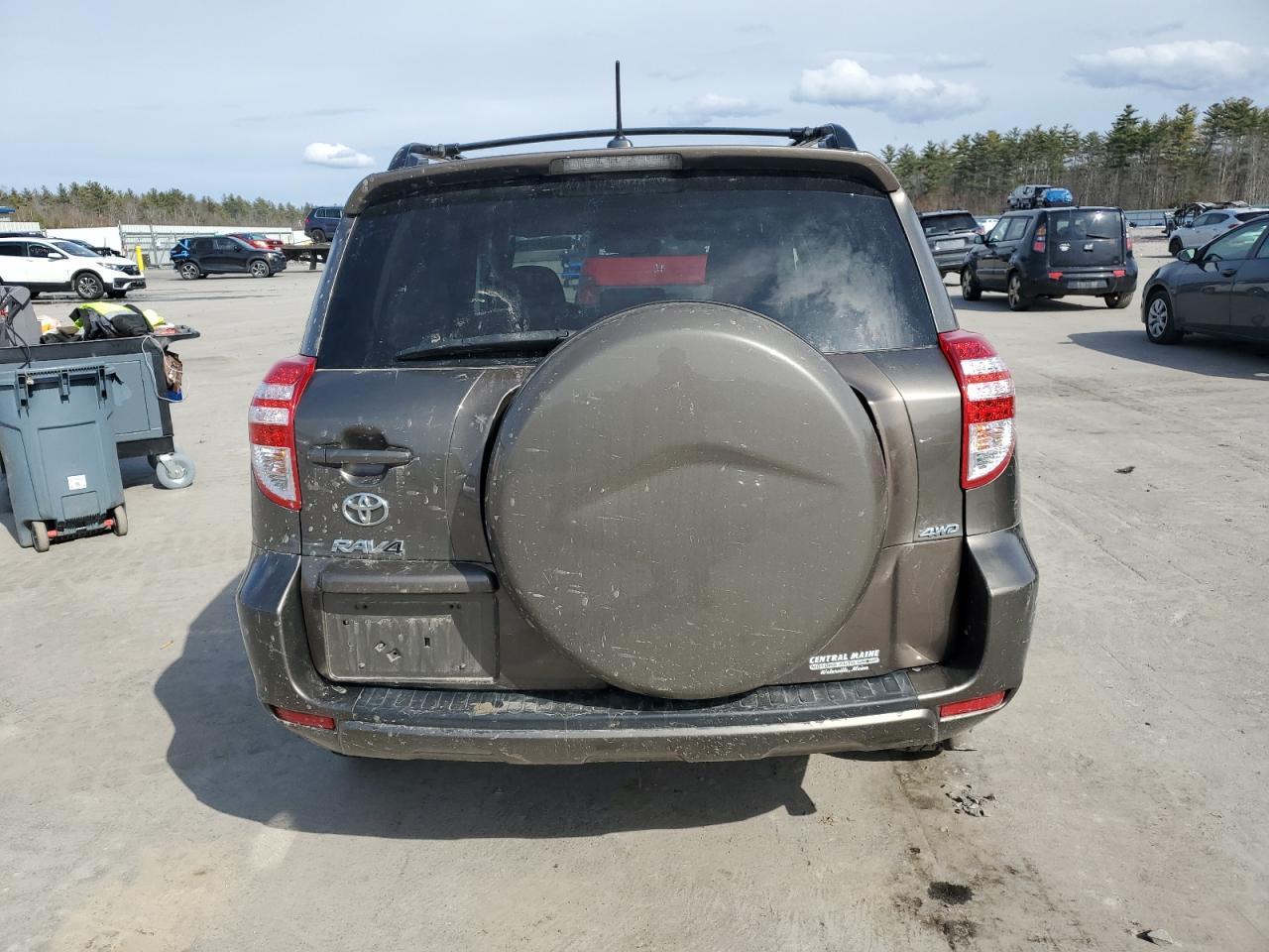2011 TOYOTA RAV4 - Image 6