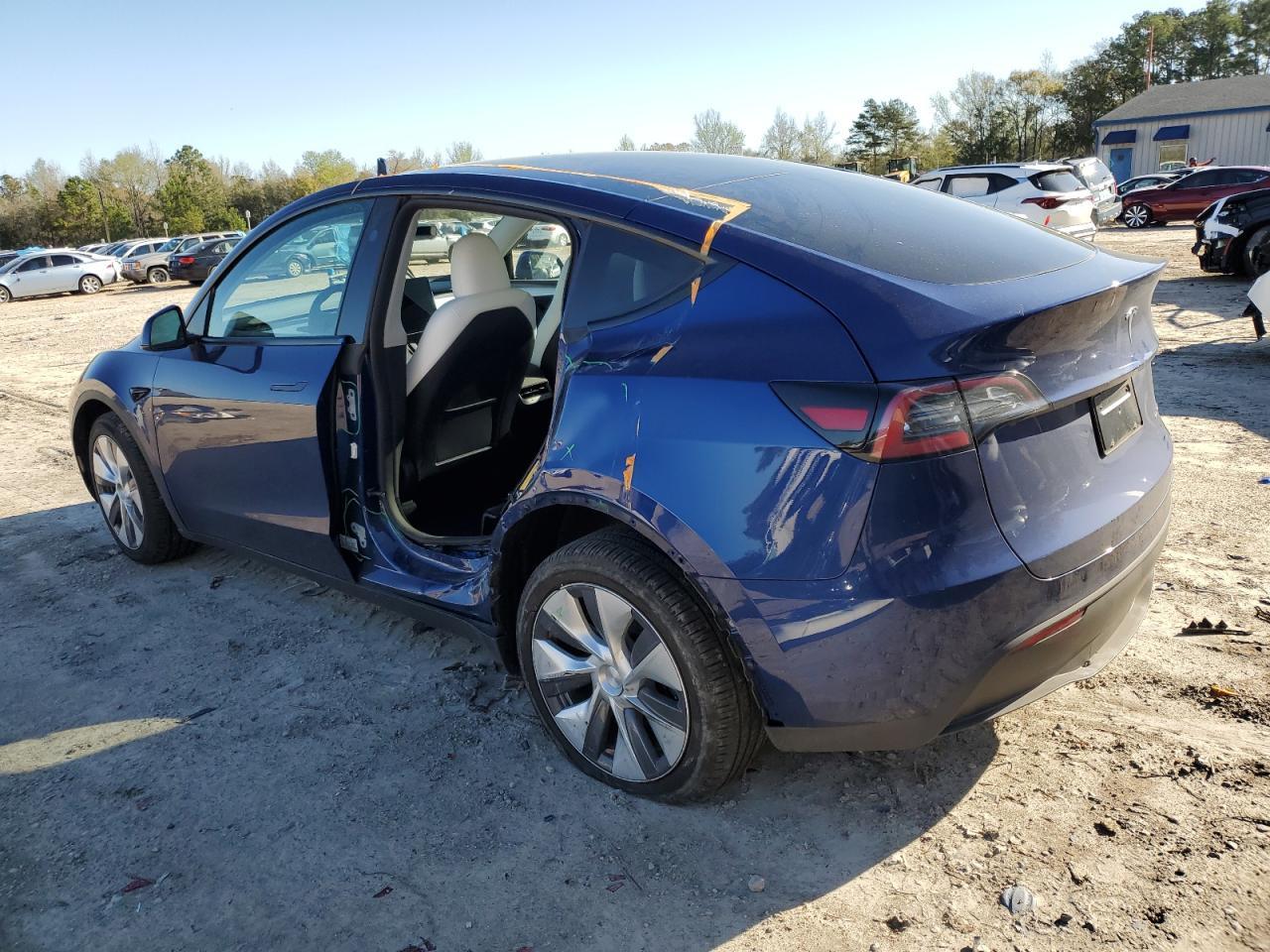 2023 TESLA MODEL Y - Фото 2