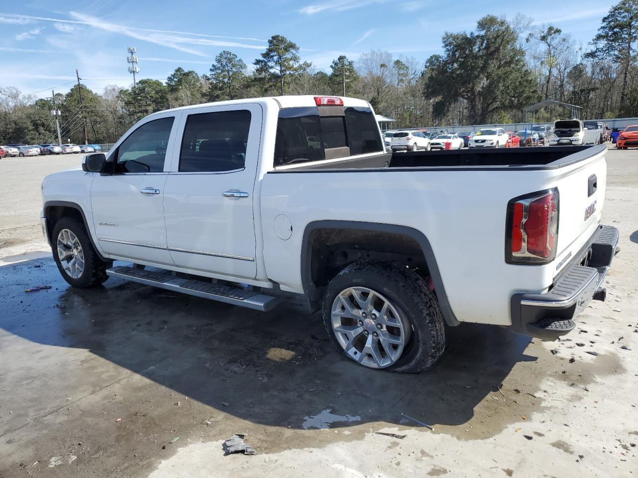 2018 GMC SIERRA K15 - Фото 2
