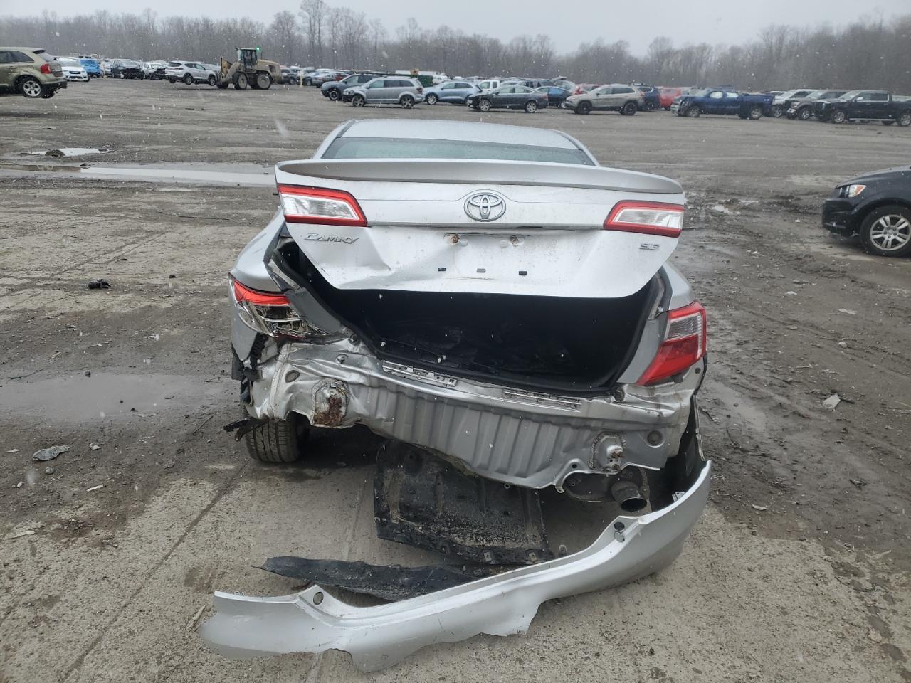2013 TOYOTA CAMRY L - Image 6