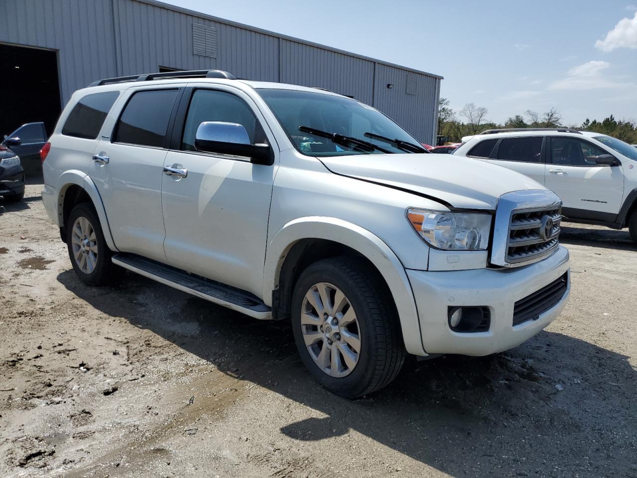 2013 TOYOTA SEQUOIA PL - Image 4