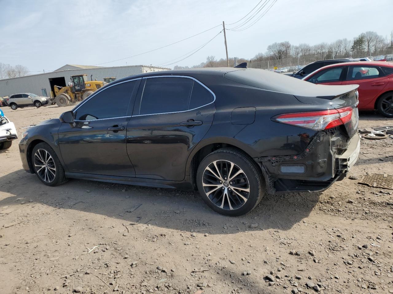 2019 TOYOTA CAMRY L - Фото 2