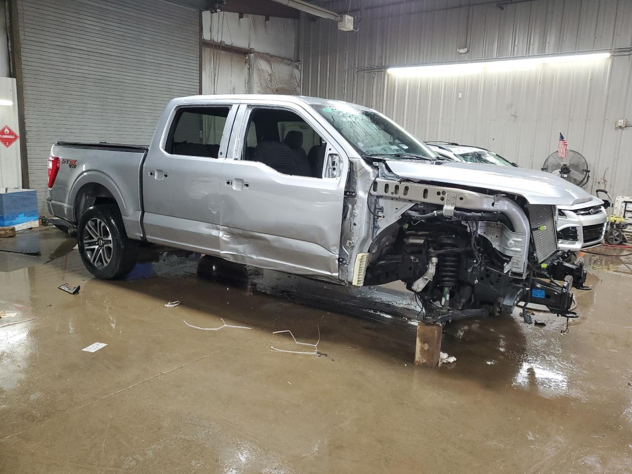 2023 FORD F150 SUPER - Фото 4