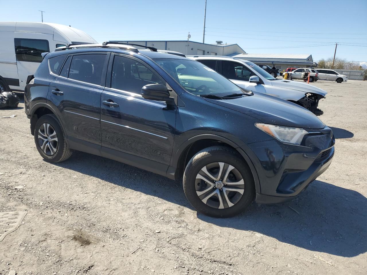 2018 TOYOTA RAV4 LE - Image 4