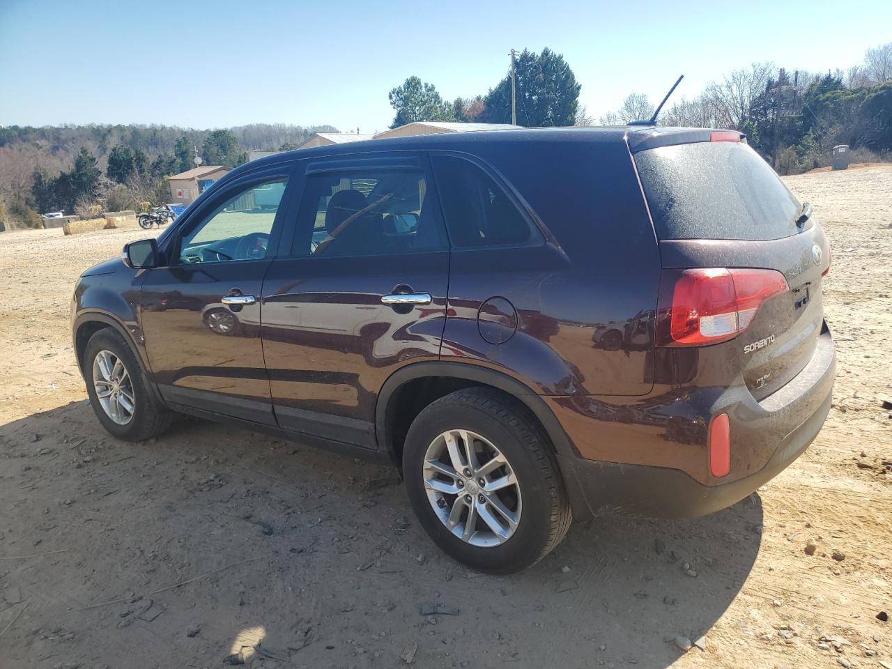 2014 KIA SORENTO LX - Image 2