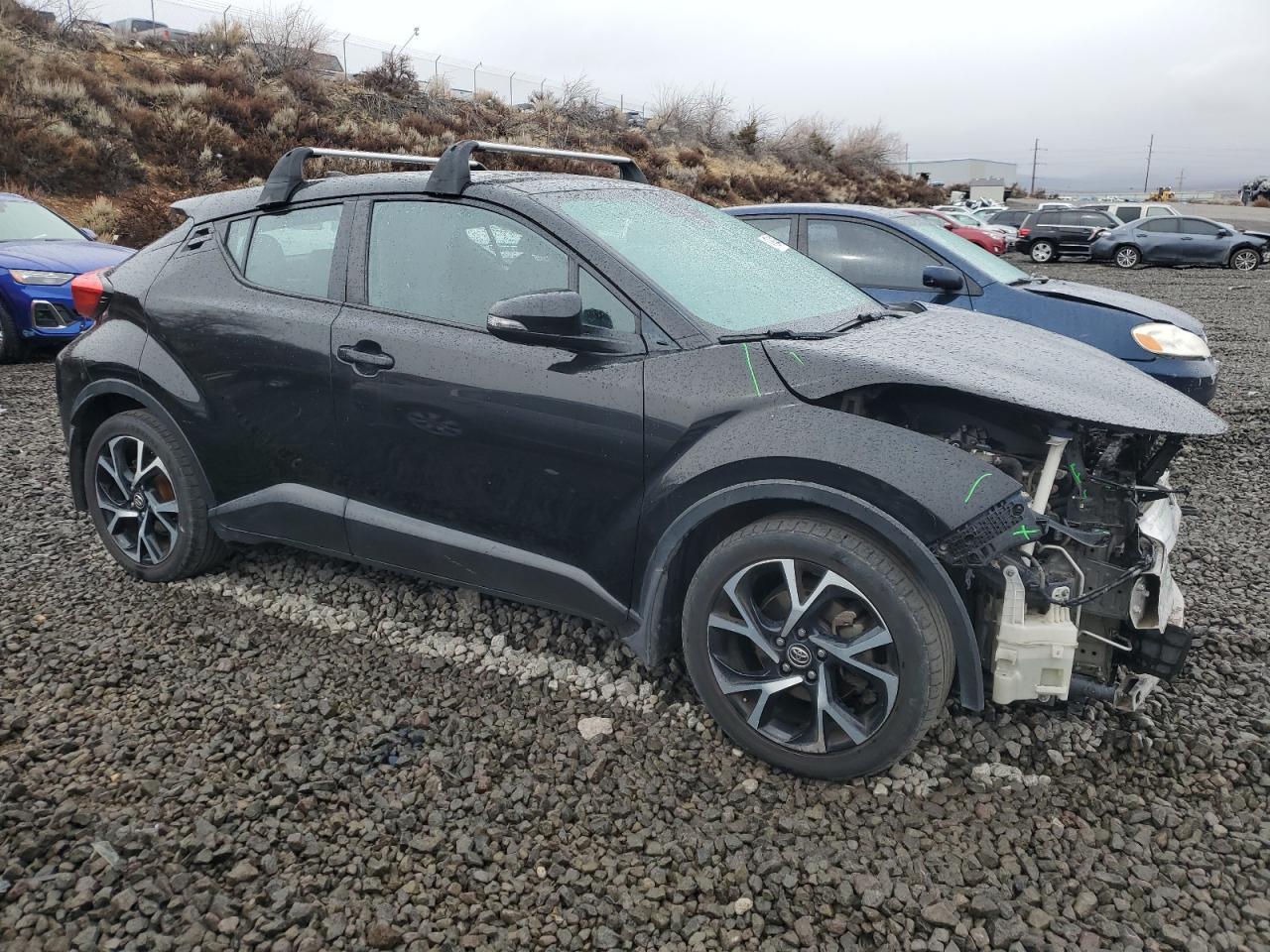 2018 TOYOTA C-HR XLE - Image 4