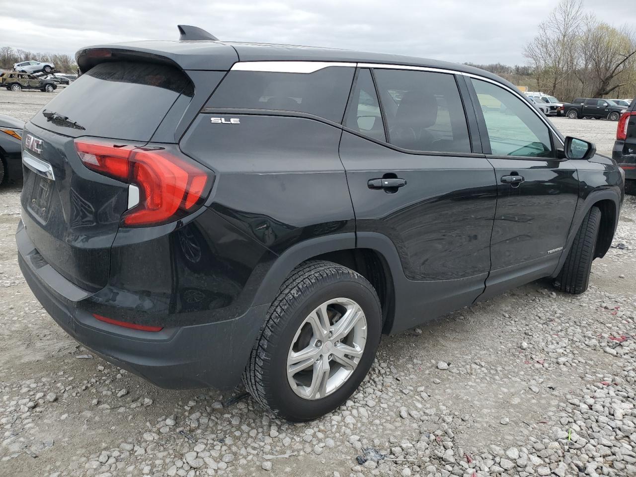 2018 GMC TERRAIN SL - Image 3