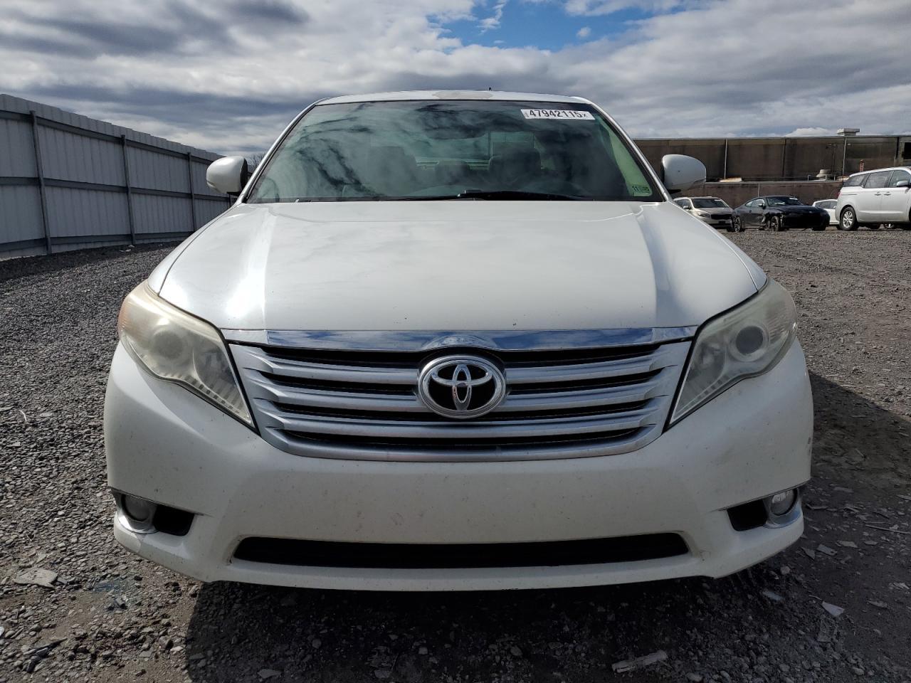 2011 TOYOTA AVALON BAS - Фото 5