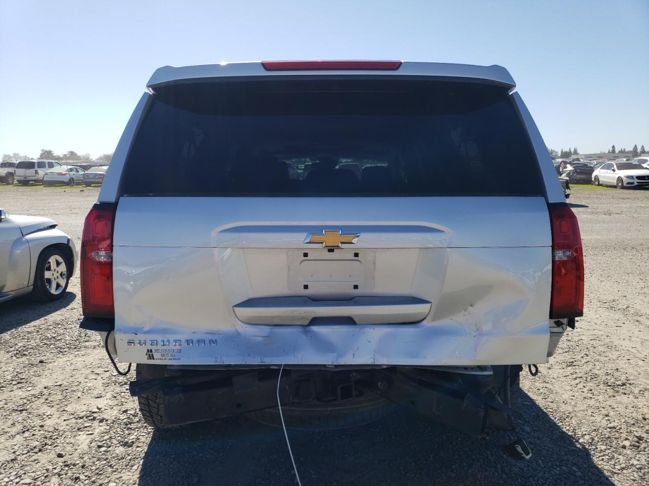 2016 CHEVROLET SUBURBAN K - Фото 6