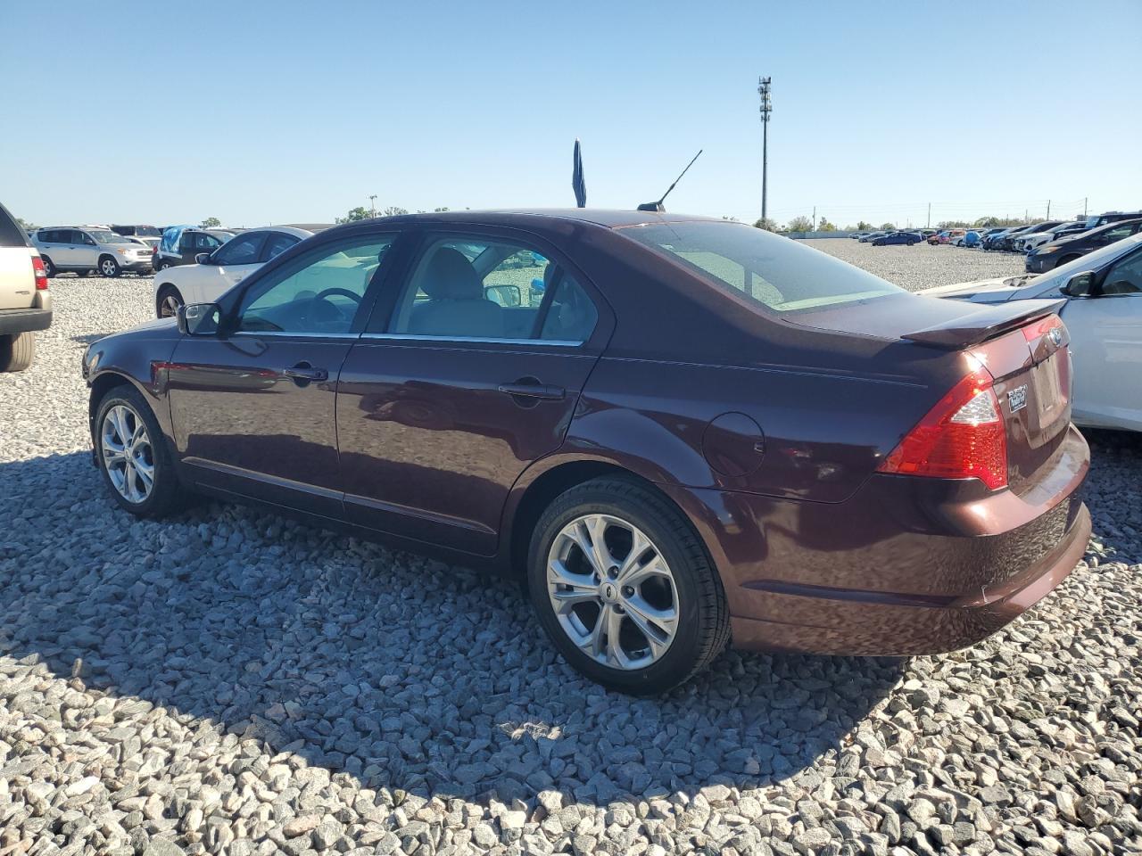 2012 FORD FUSION SE - Фото 2
