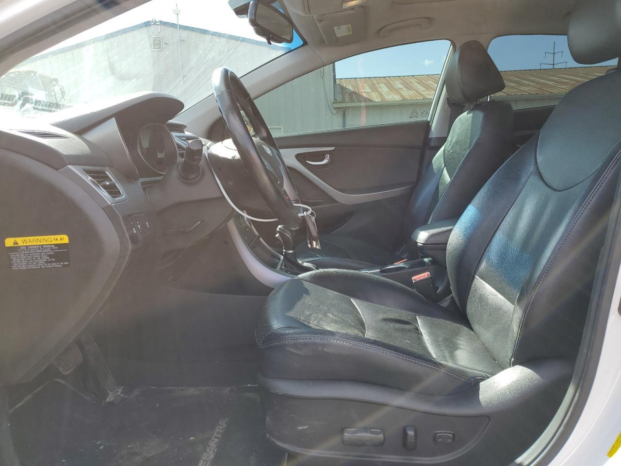 2015 HYUNDAI ELANTRA SE - Image 7