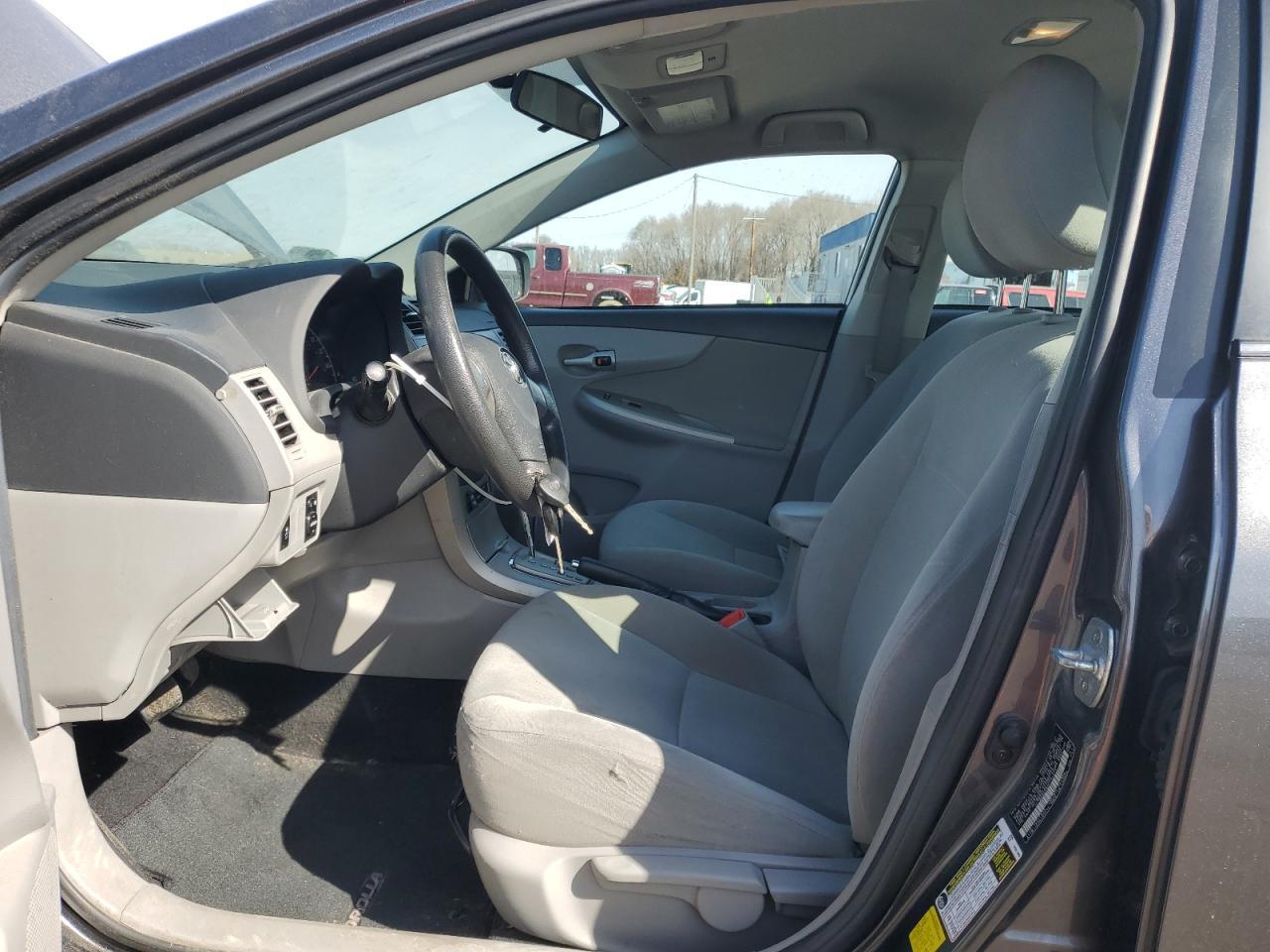 2013 TOYOTA COROLLA BA - Фото 7