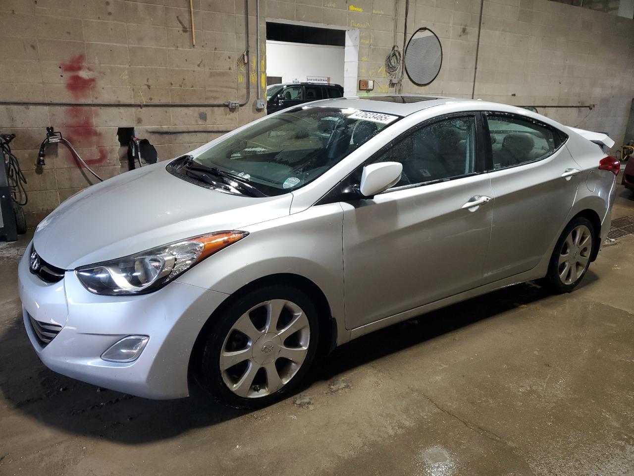 2013 HYUNDAI ELANTRA GL