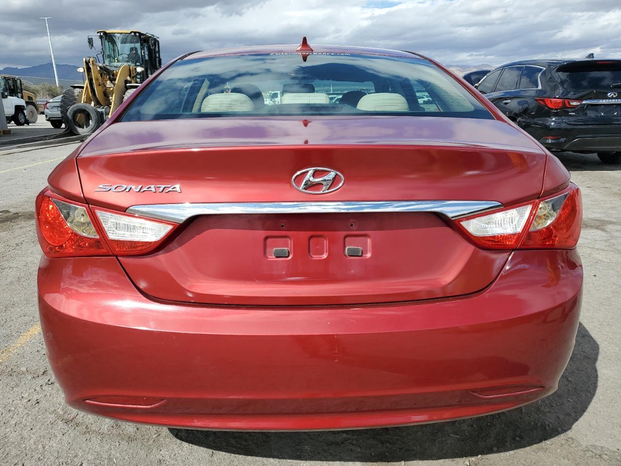 2013 HYUNDAI SONATA GLS - Фото 6