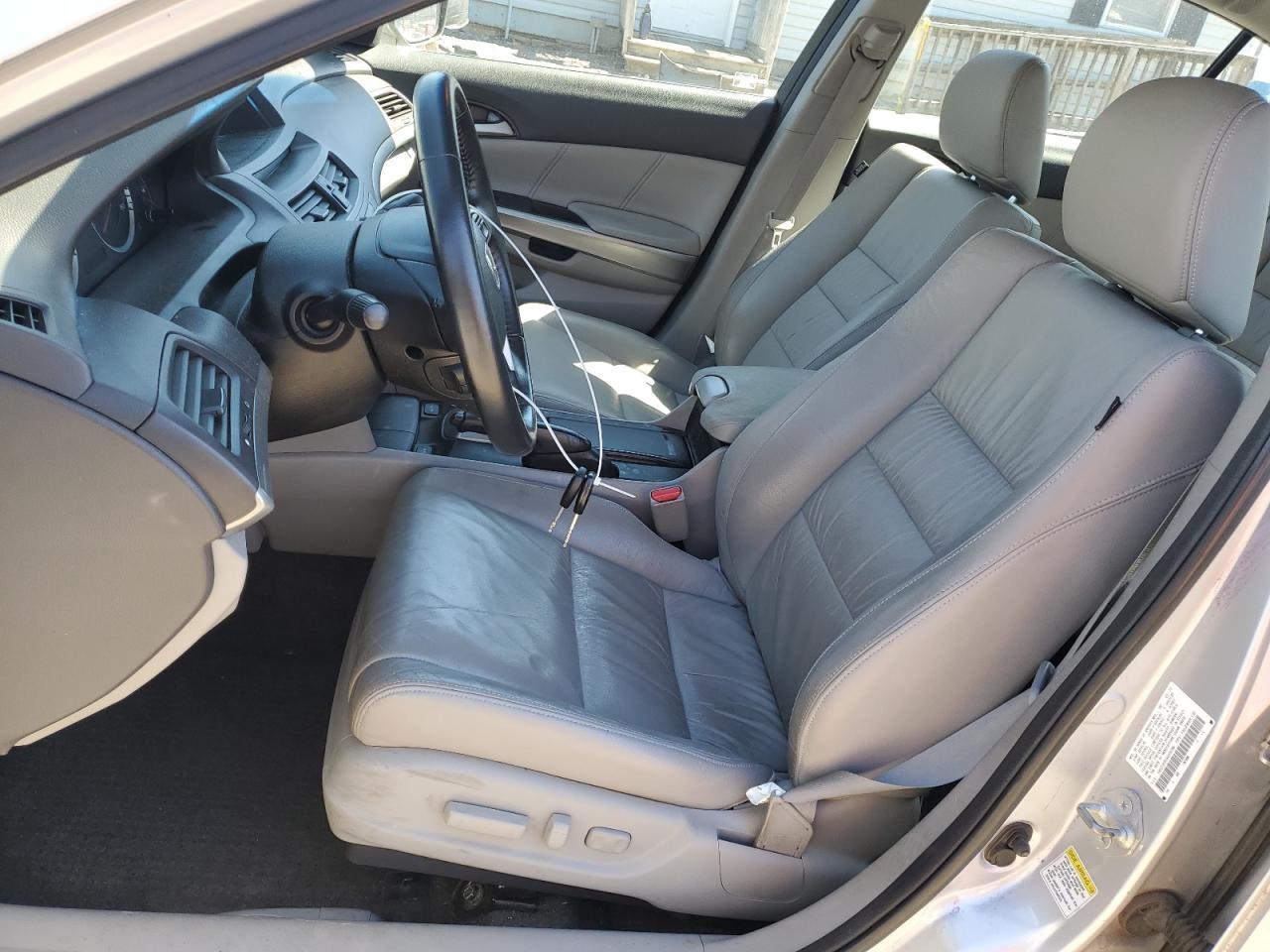 2010 HONDA ACCORD EXL - Фото 7