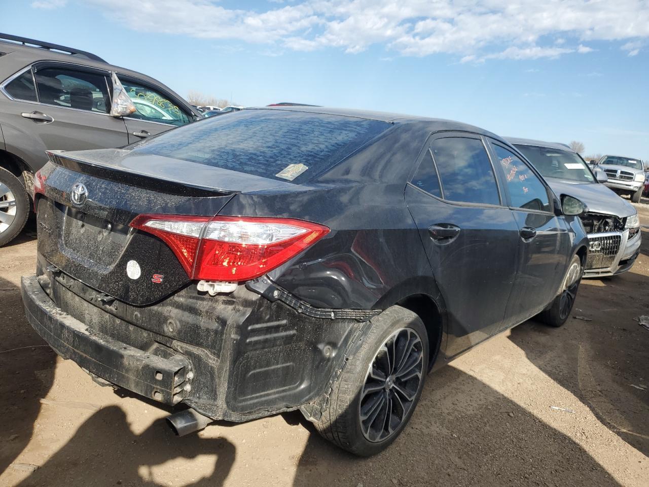2015 TOYOTA COROLLA L - Фото 3