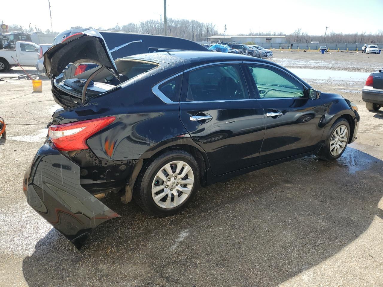 2017 NISSAN ALTIMA 2.5 - Фото 3
