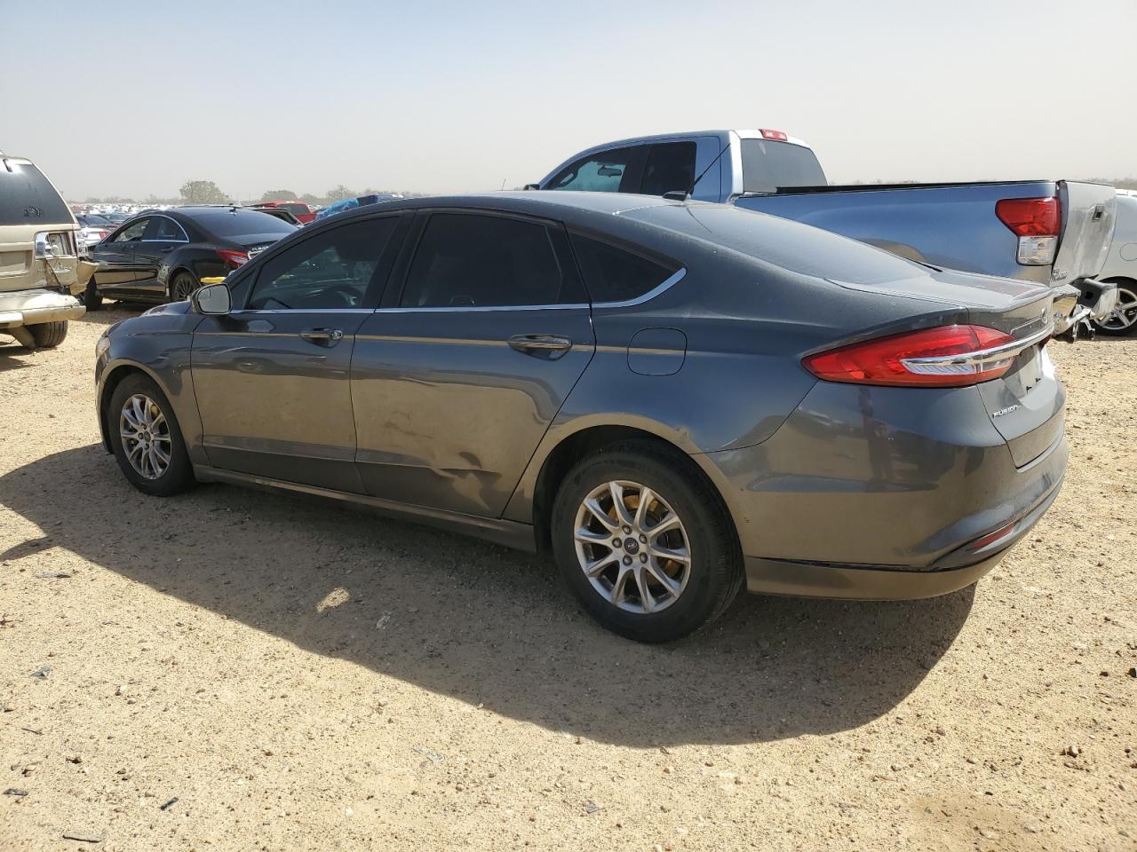 2017 FORD FUSION S - Фото 2