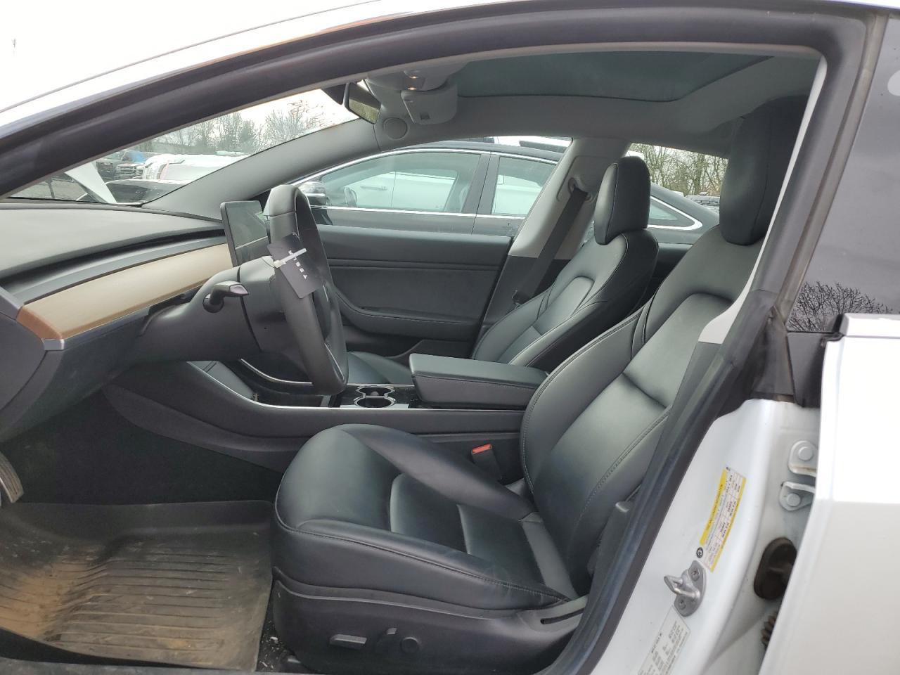 2019 TESLA MODEL 3 - Фото 7