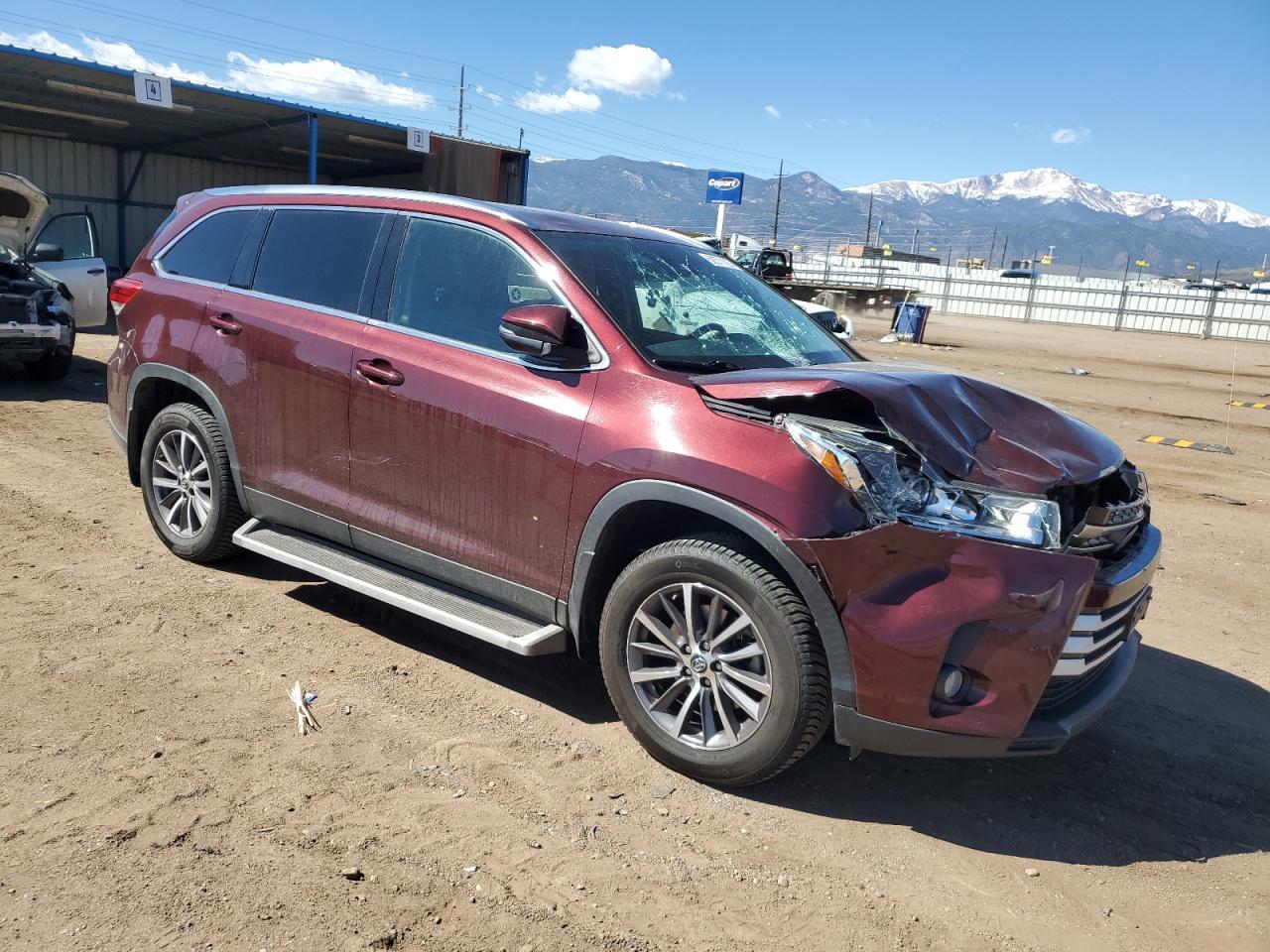 2019 TOYOTA HIGHLANDER - Image 4