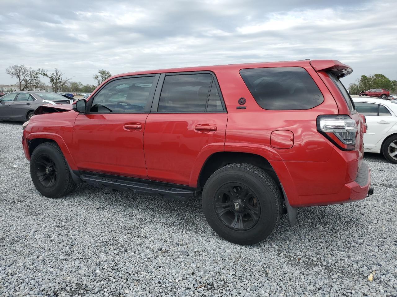 2017 TOYOTA 4RUNNER SR - Фото 2