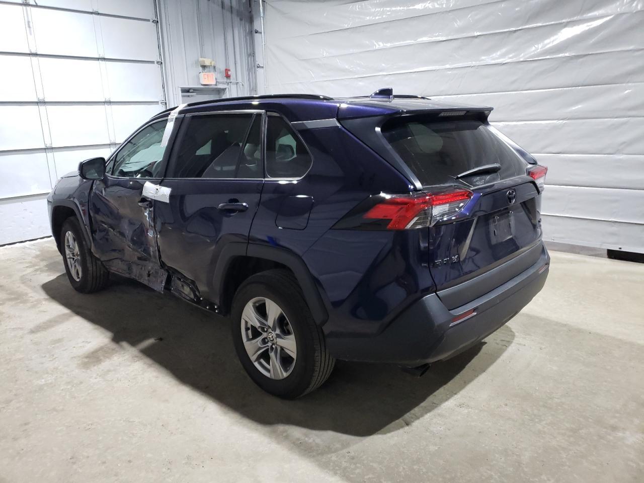 2022 TOYOTA RAV4 XLE - Image 2