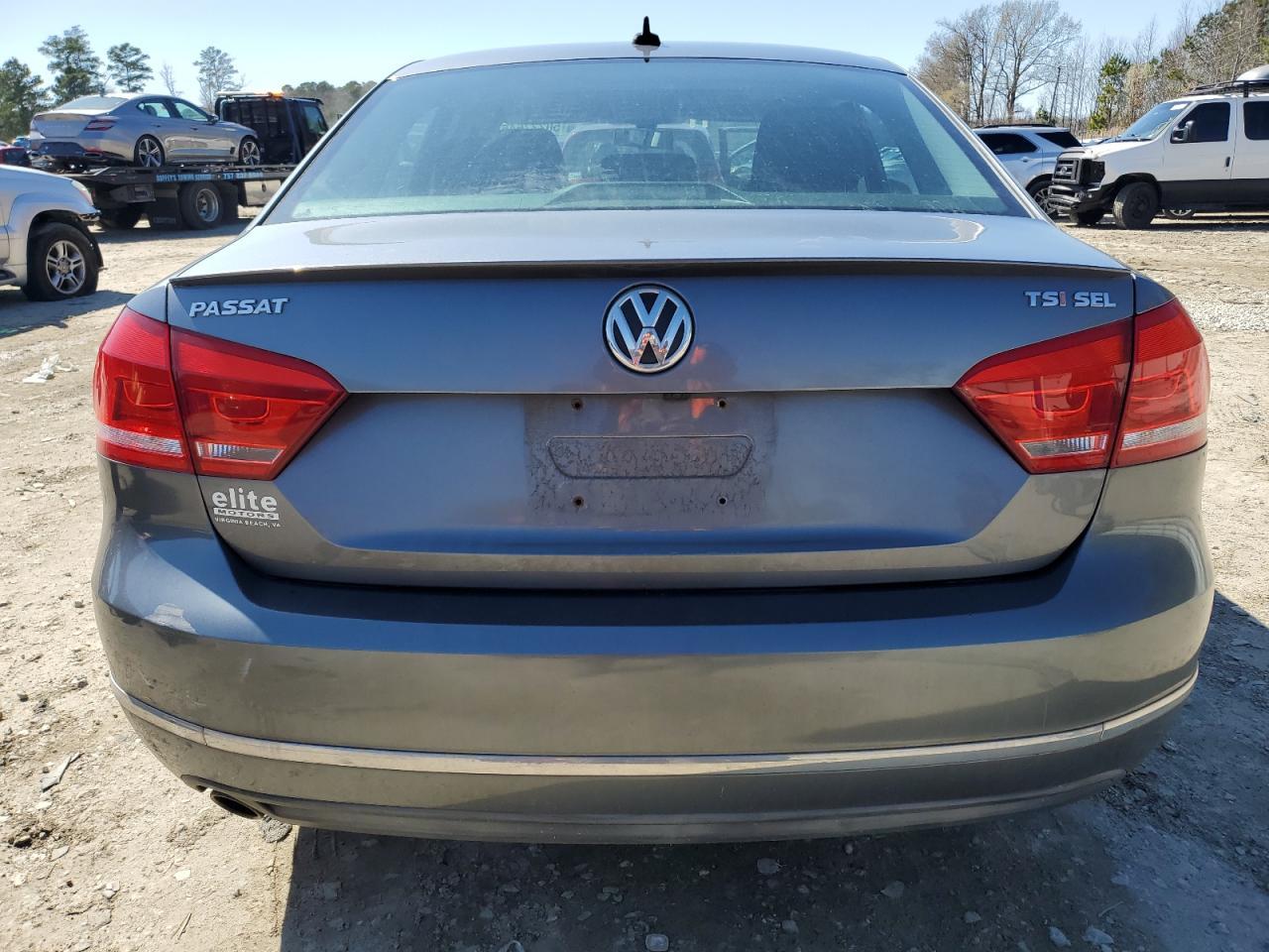 2014 VOLKSWAGEN PASSAT SEL - Фото 6
