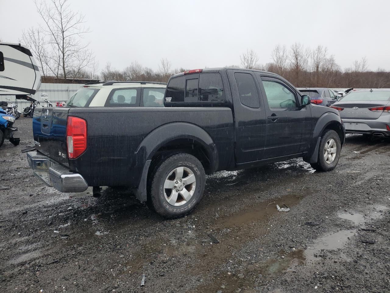 2012 NISSAN FRONTIER S - Фото 3