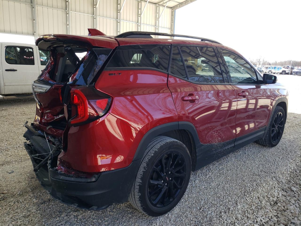 2023 GMC TERRAIN SL - Image 3