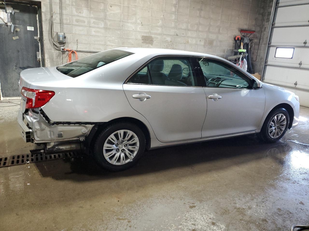 2014 TOYOTA CAMRY L - Image 3