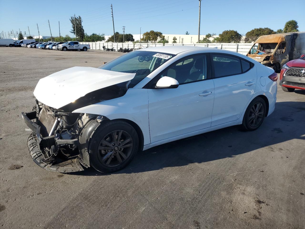 2018 HYUNDAI ELANTRA SE