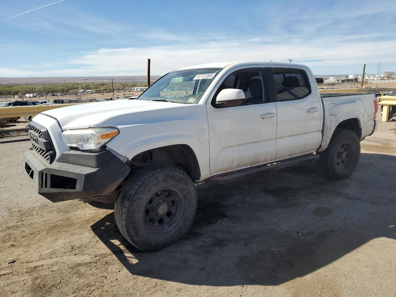 2017 TOYOTA TACOMA DOU