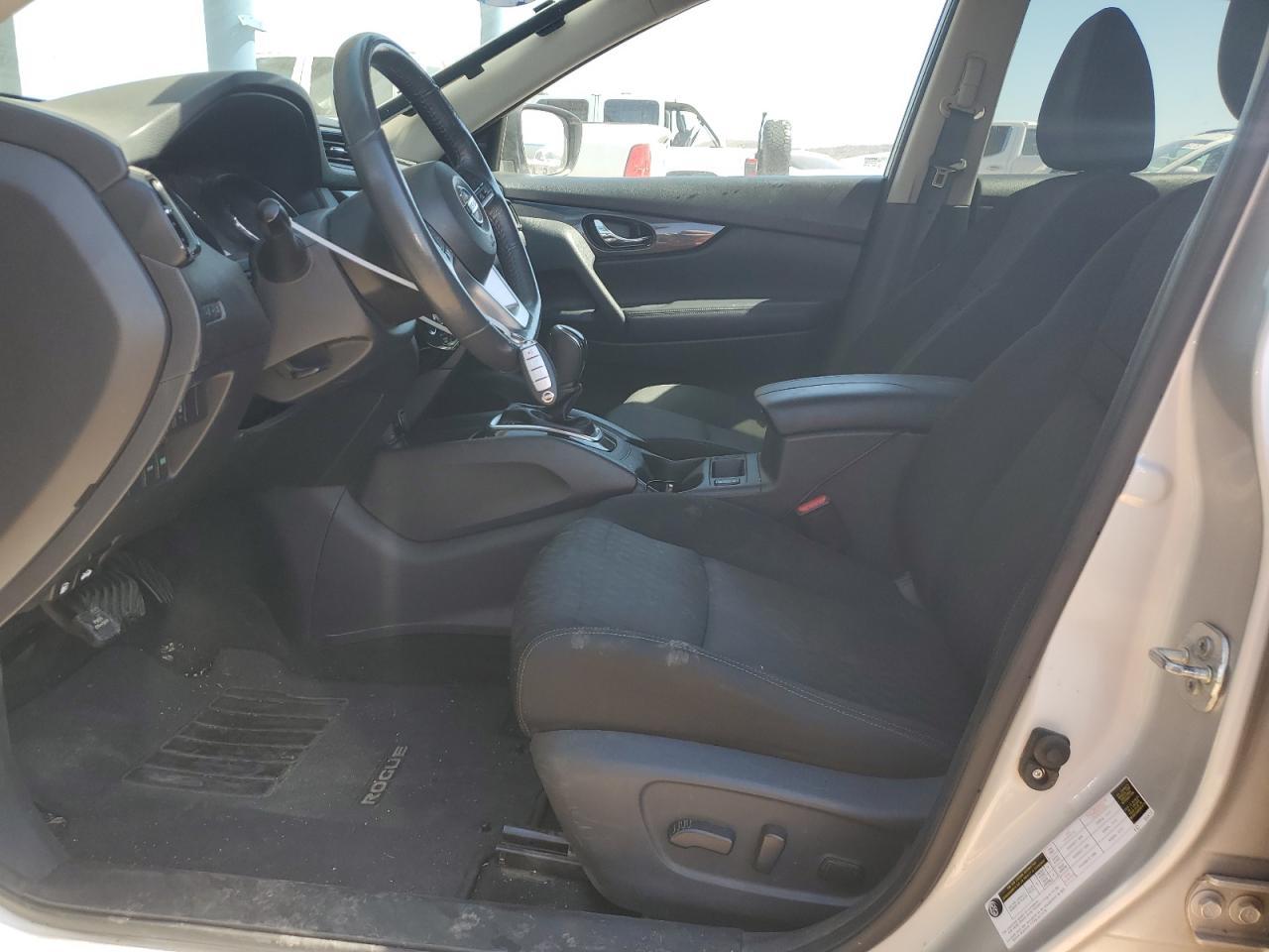 2017 NISSAN ROGUE S - Image 7