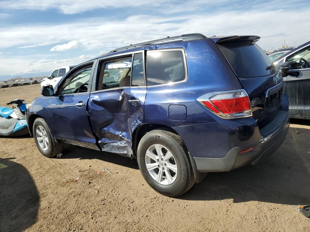 2011 TOYOTA HIGHLANDER - Фото 2