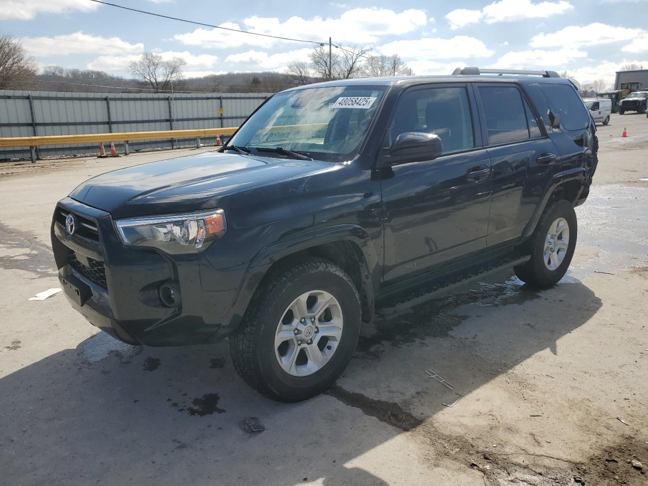 2022 TOYOTA 4RUNNER SR