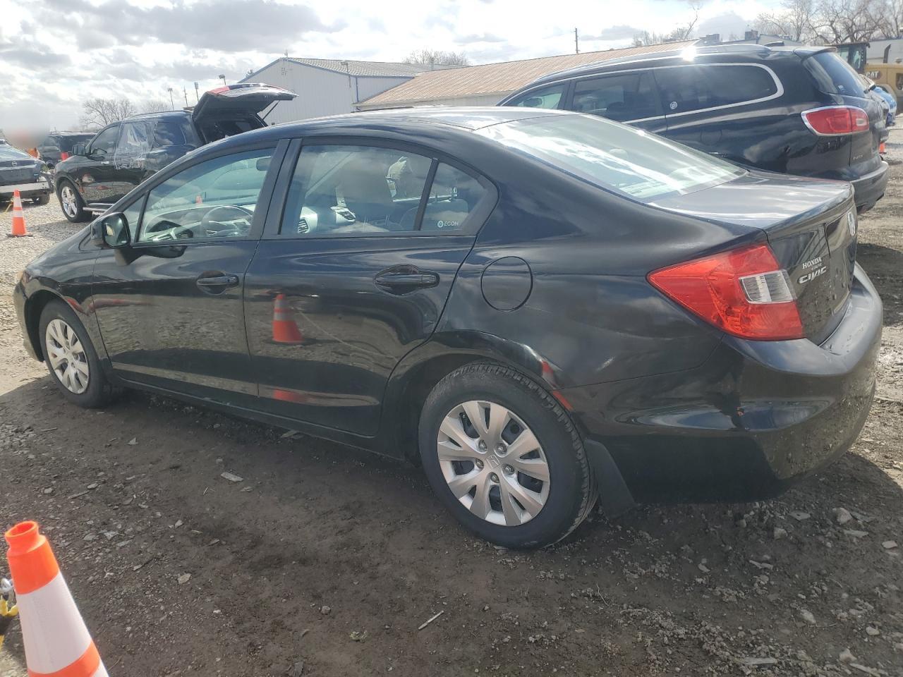 2012 HONDA CIVIC LX - Image 2