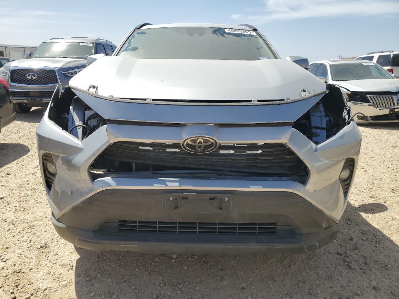2020 TOYOTA RAV4 XLE - Image 5