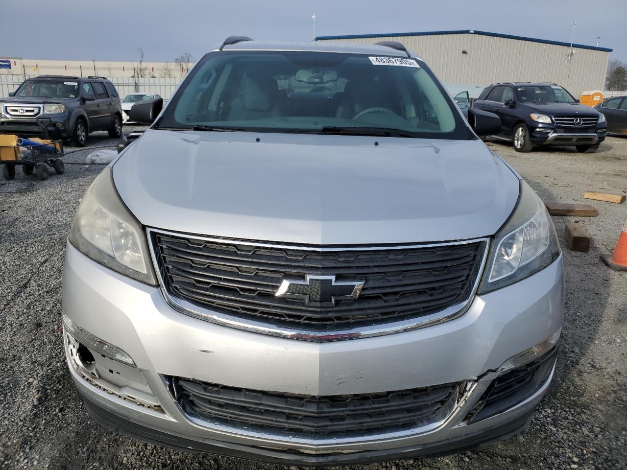 2015 CHEVROLET TRAVERSE L - Image 5