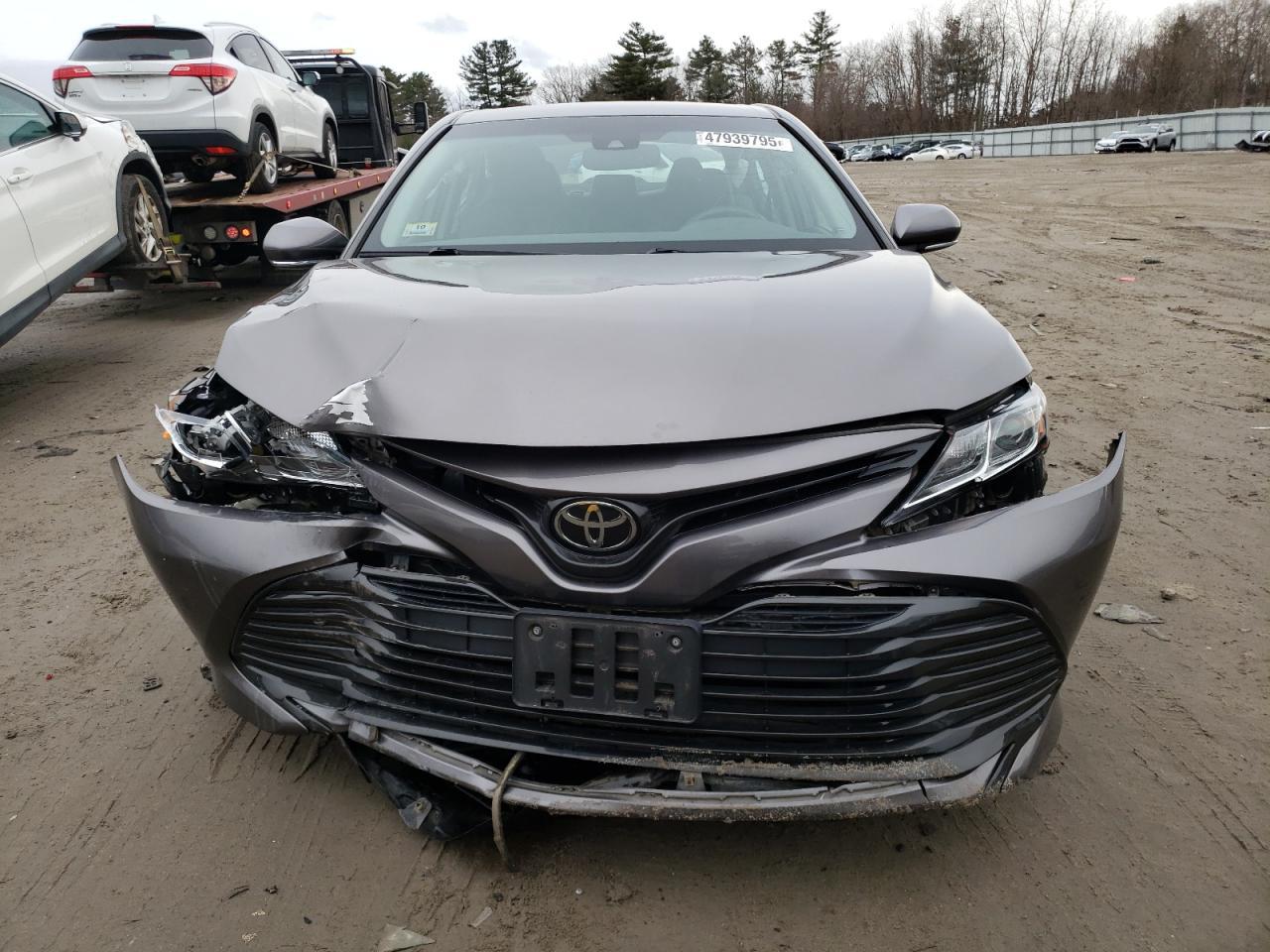 2018 TOYOTA CAMRY L - Фото 5