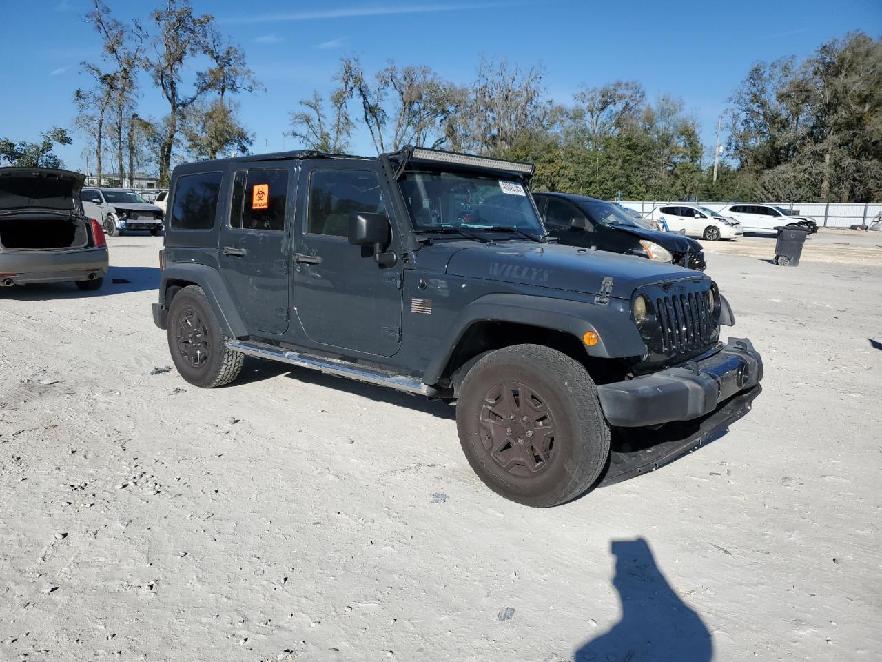 2017 JEEP WRANGLER U - Image 4