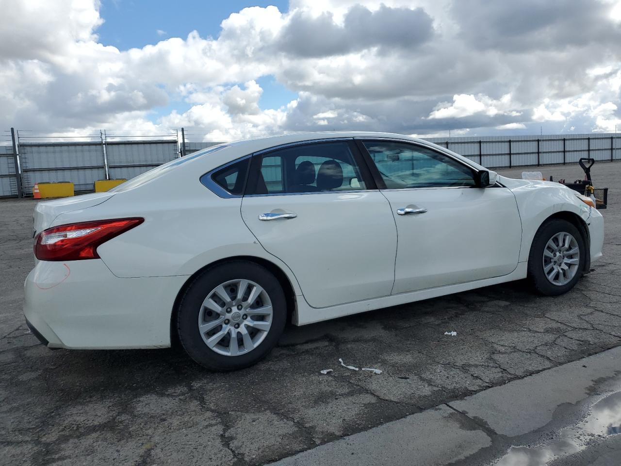 2017 NISSAN ALTIMA 2.5 - Фото 3