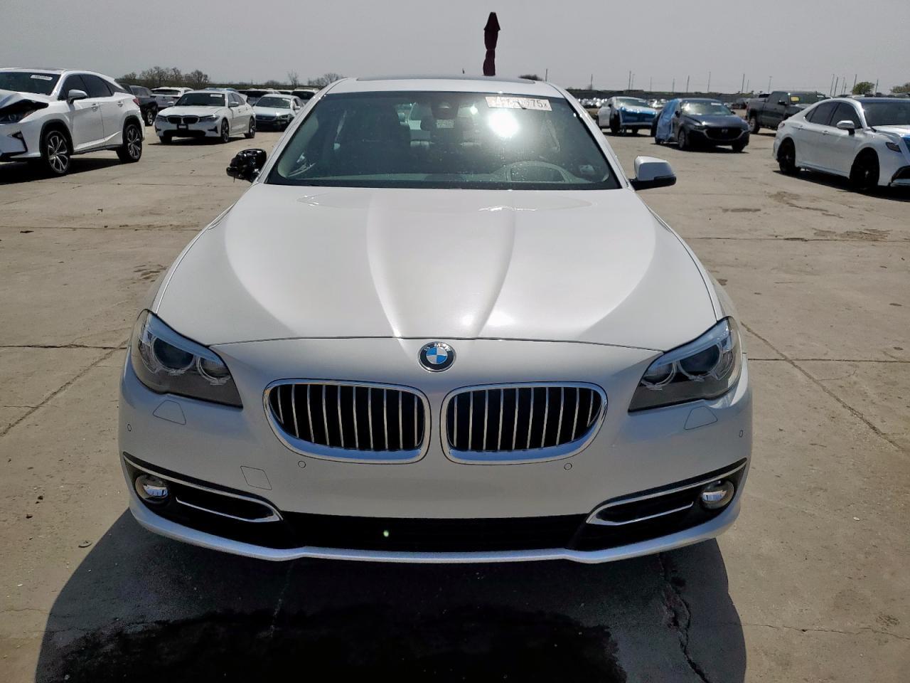2016 BMW 528 I - Image 5