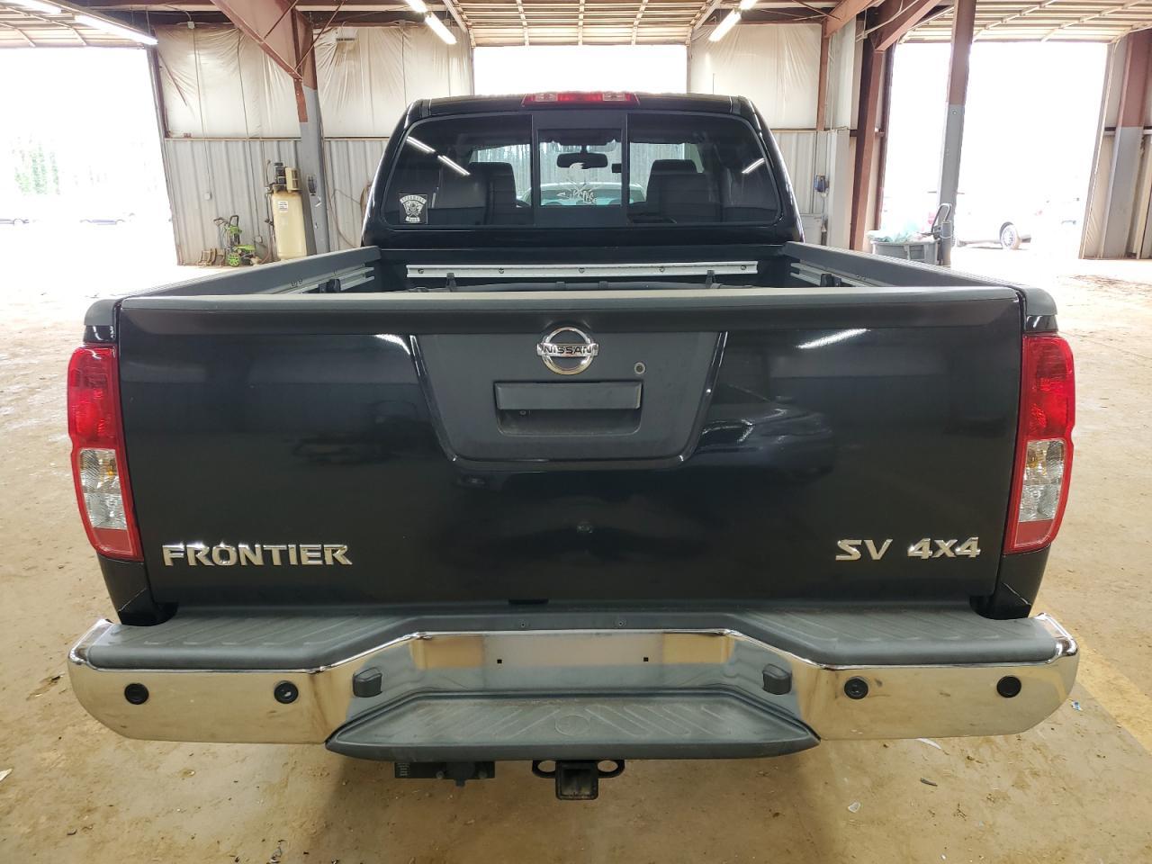 2017 NISSAN FRONTIER S - Image 6