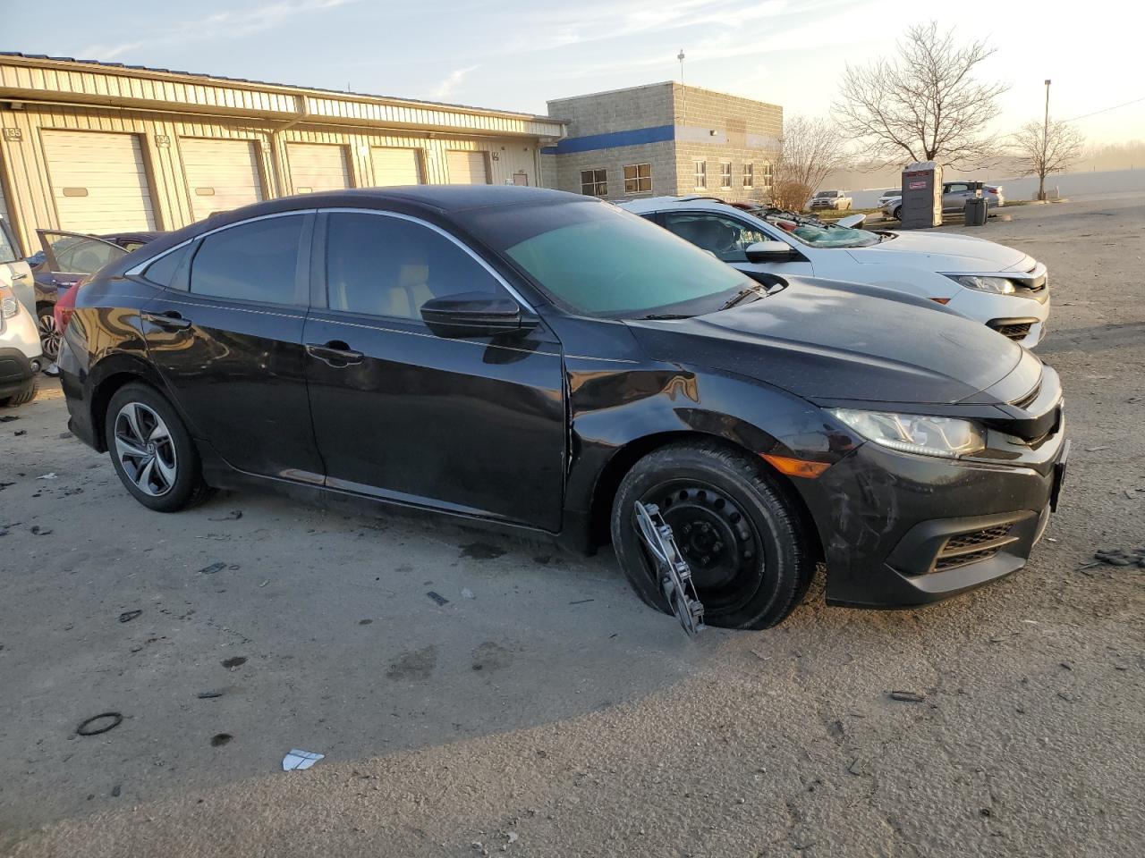 2016 HONDA CIVIC LX - Image 4