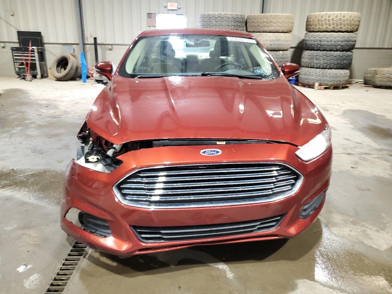2014 FORD FUSION SE - Image 5