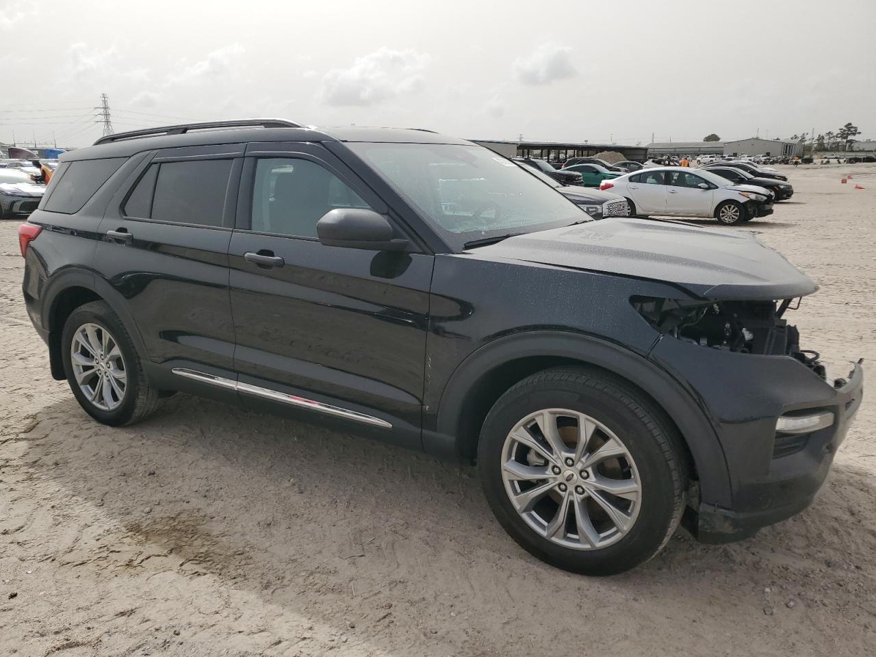 2022 FORD EXPLORER X - Фото 4