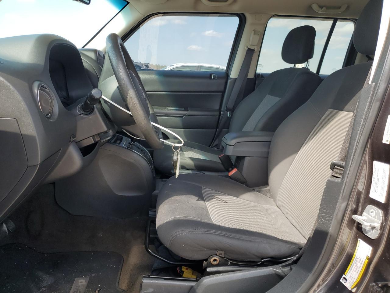 2014 JEEP PATRIOT SP - Image 7